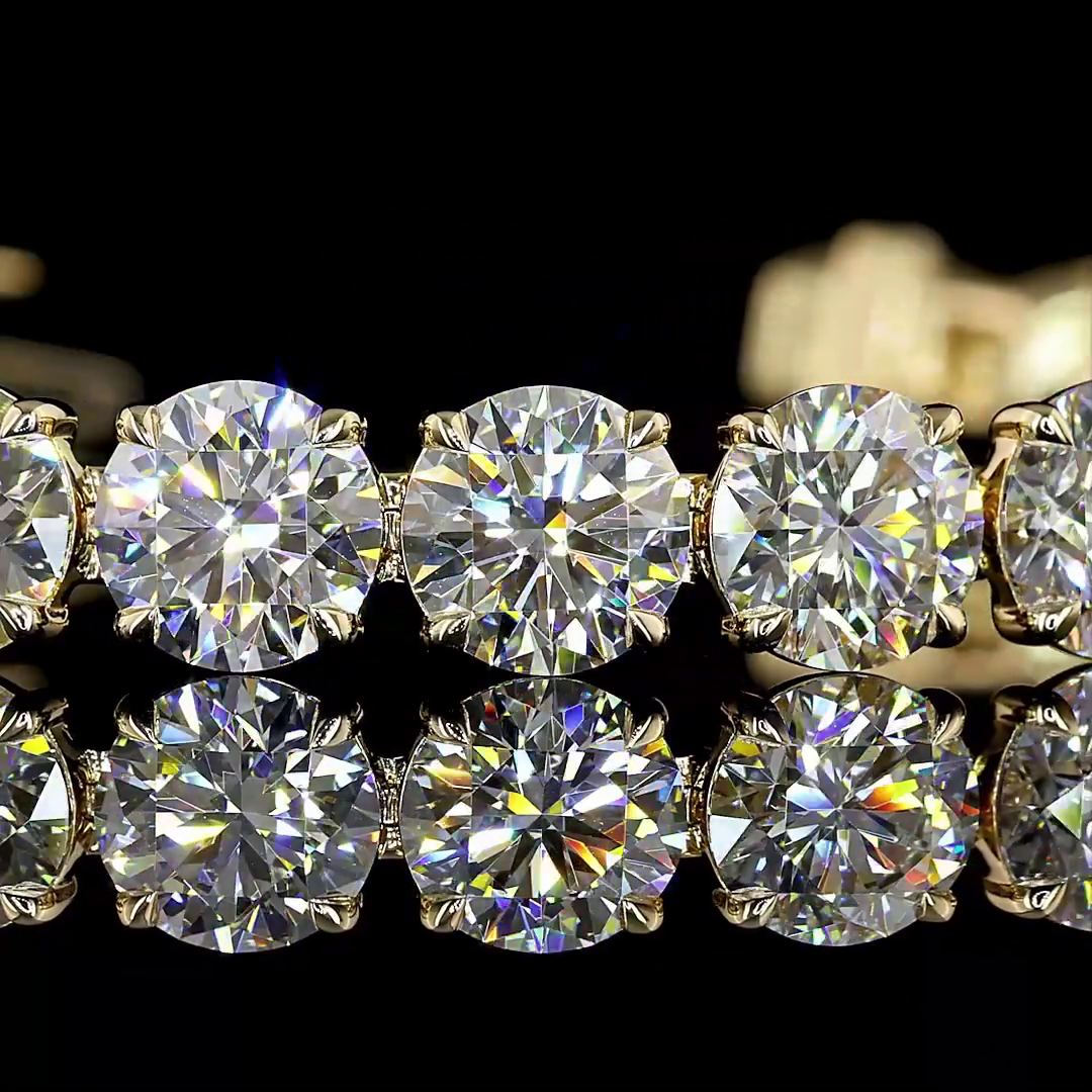 Lab-Grown 25.24 Carat Round E-F-VS1 Diamond 14K Yellow Gold Tennis Bracelet