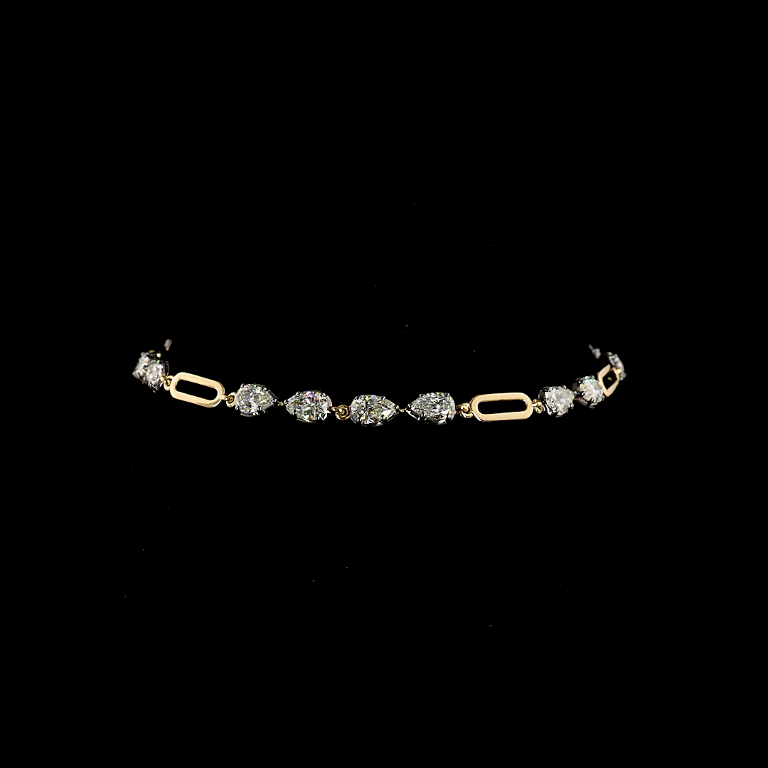 Lab-Grown 3.07 Carat Pear E-F-VS1 Diamond 14K Yellow Gold Station Bracelet