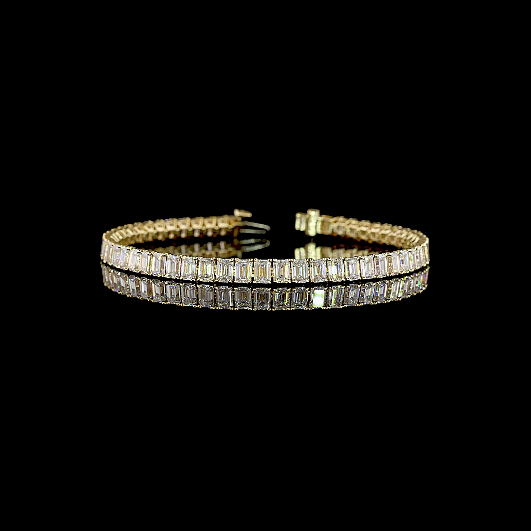 Lab-Grown 11.59 Carat Emerald E-F-VS1 Diamond 14K Yellow Gold Tennis Bracelet