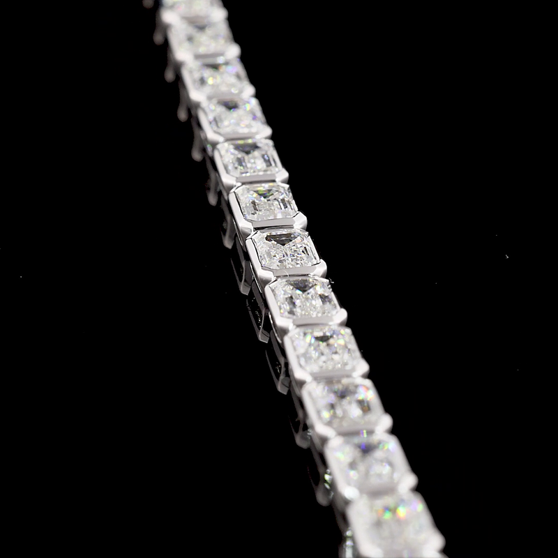 Lab-Grown 8.99 Carat Emerald F-VS1 Diamond 14K White Gold Tennis Bracelet