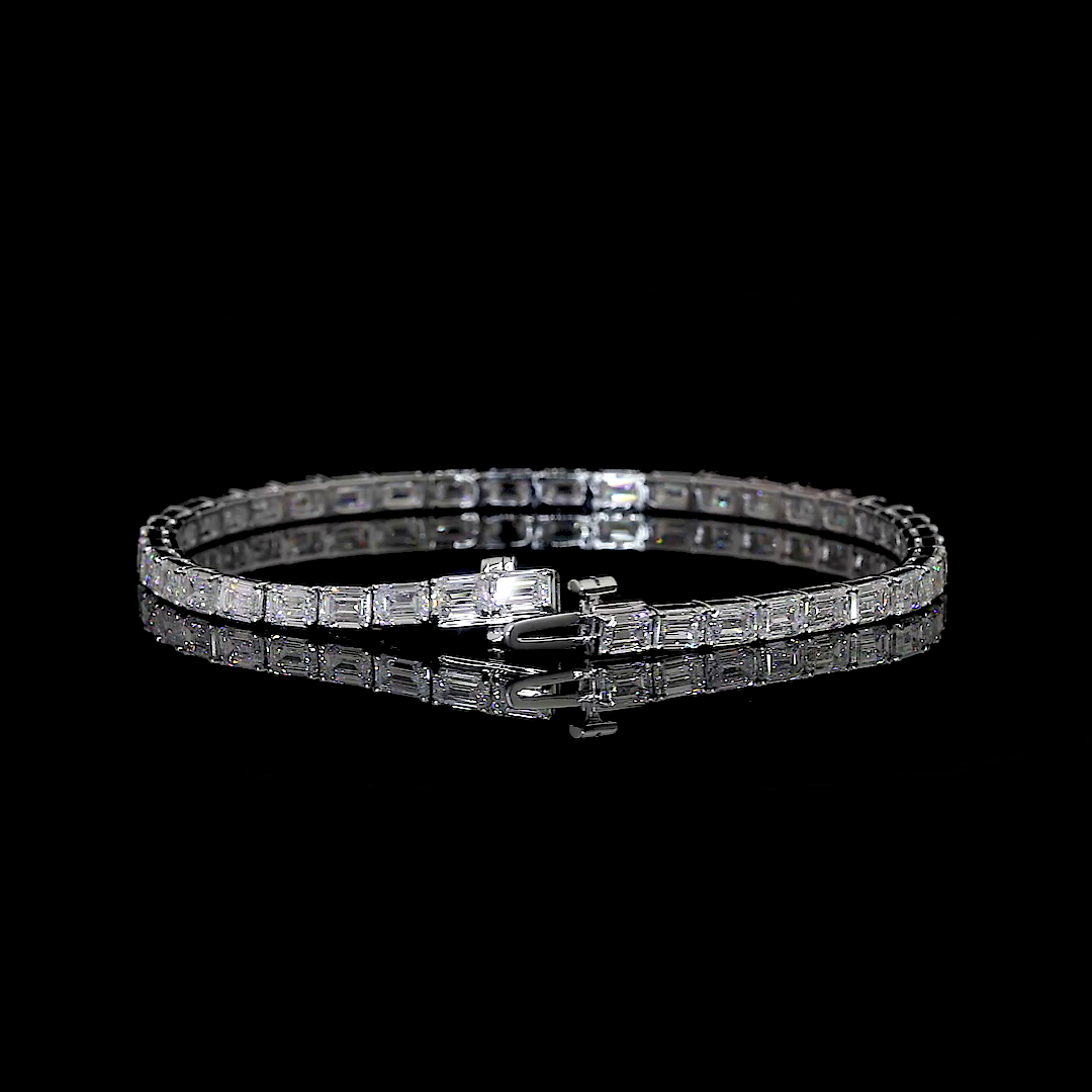 Lab-Grown 4.33 Carat Emerald E-VS1 Diamond 14K White Gold Tennis Bracelet