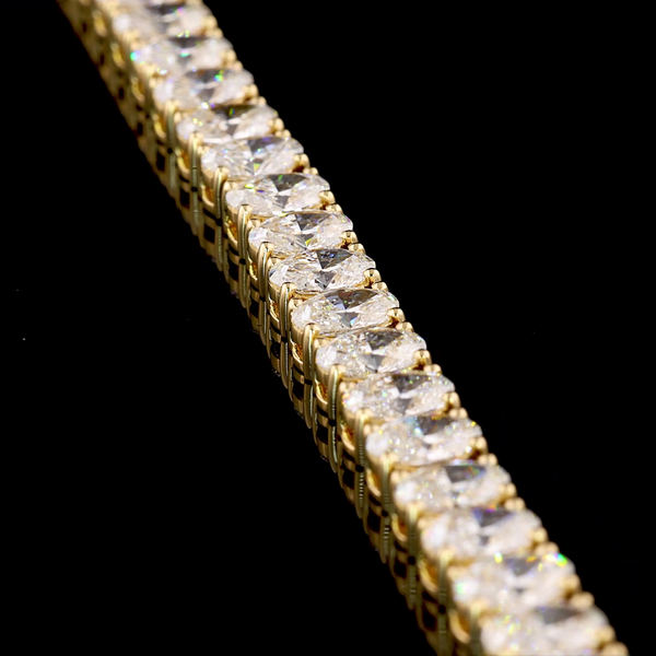 Lab-Grown 10.30 Carat Oval F-VS1 Diamond 14K Yellow Gold Tennis Bracelet