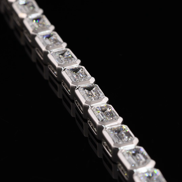 Lab-Grown 7.13 Carat Emerald E-VS1 Diamond 14K White Gold Tennis Bracelet
