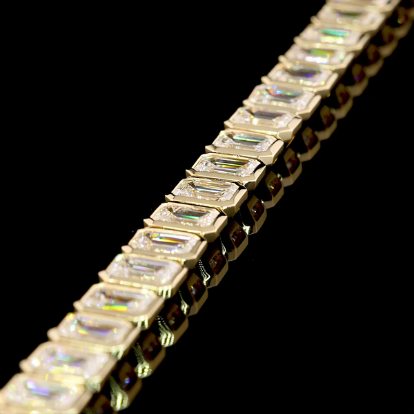 Lab-Grown 14.54 Carat Emerald E-VVS2 Diamond 14K Yellow Gold Tennis Bracelet