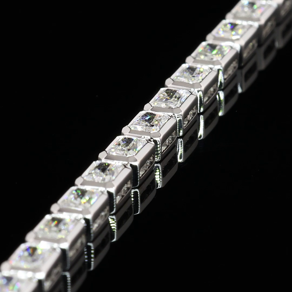 Lab-Grown 5.01 Carat Radiant E-VS2 Diamond 14K White Gold Tennis Bracelet