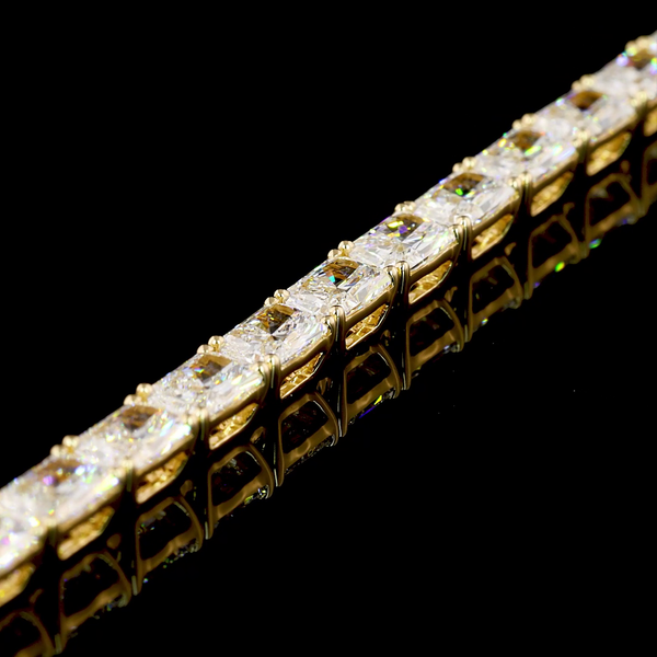 Lab-Grown 10.13 Carat Radiant D-VVS2 Diamond 14K Yellow Gold Tennis Bracelet