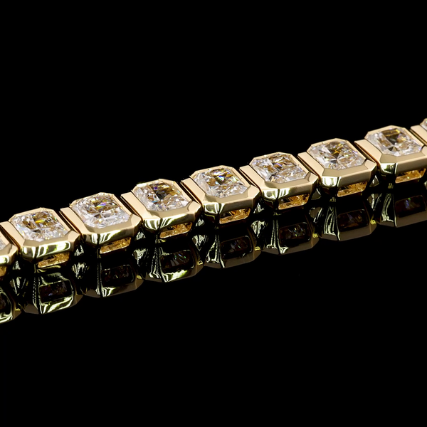 Lab-Grown 9.97 Carat Radiant E-VS1 Diamond 14K Yellow Gold Tennis Bracelet