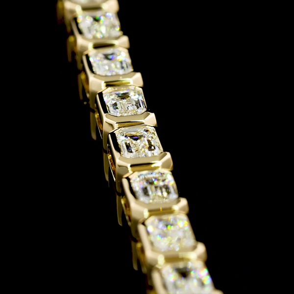 Lab-Grown 5.11 Carat Emerald F-VS1 Diamond 14K Yellow Gold Tennis Bracelet