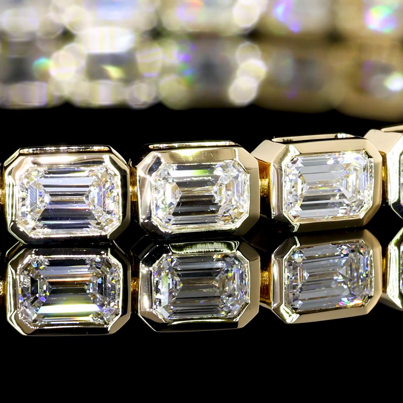 Lab-Grown 6.85 Carat Emerald E-VS1 Diamond 14K Yellow Gold Tennis Bracelet