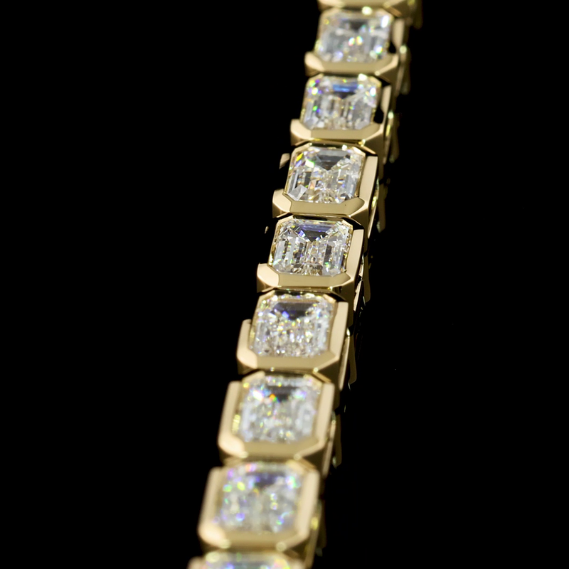 Lab-Grown 6.80 Carat Emerald E-VS1 Diamond 14K Yellow Gold Tennis Bracelet