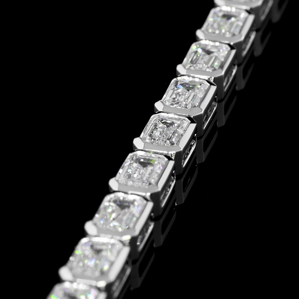 Lab-Grown 6.76 Carat Emerald F-VS1 Diamond 14K White Gold Tennis Bracelet
