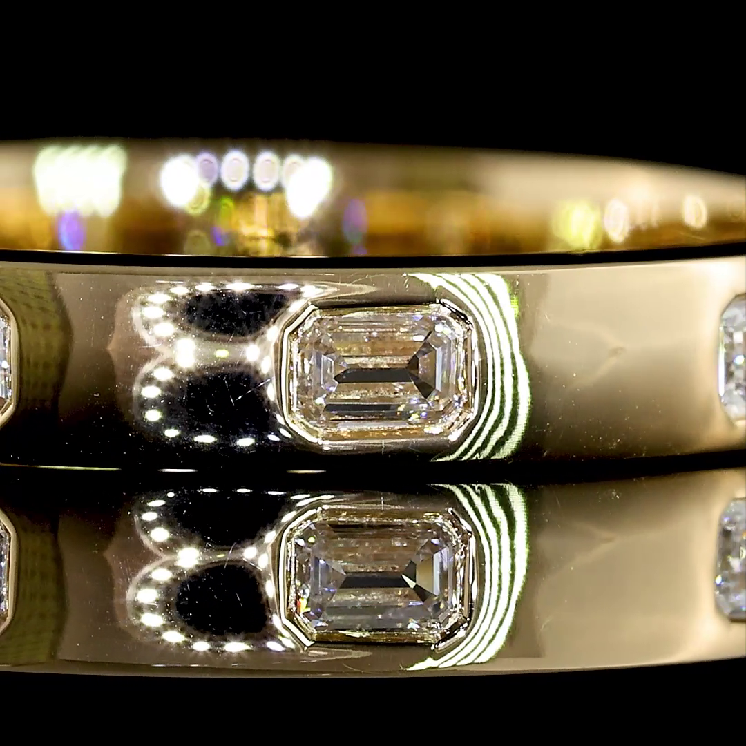 Lab-Grown 0.34 Carat Emerald E-VS Diamond 14K Yellow Gold Eternity Band