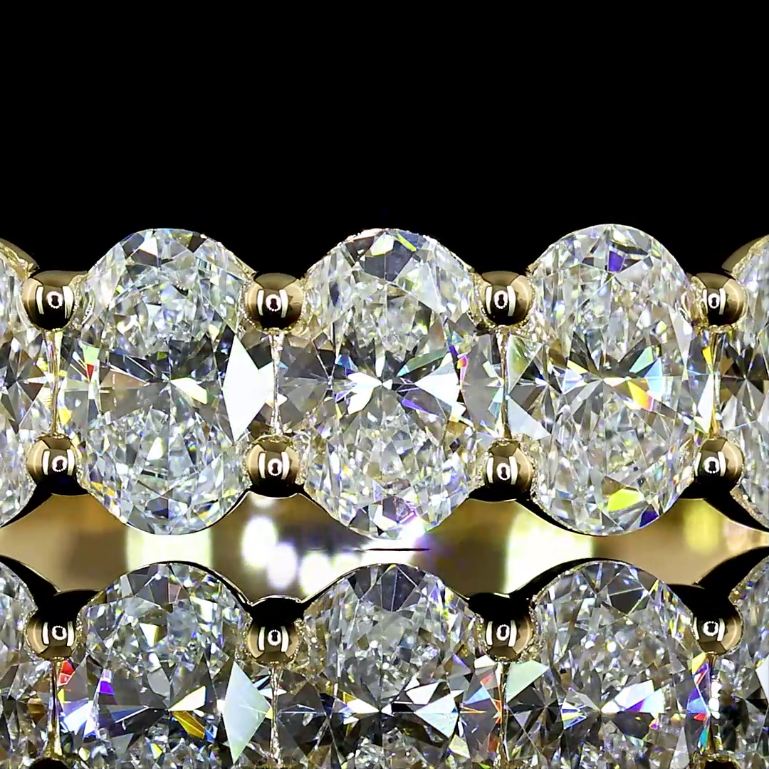 Lab-Grown 0.92 Carat Oval E-VS Diamond 14K Yellow Gold 7 Stones Eternity Band