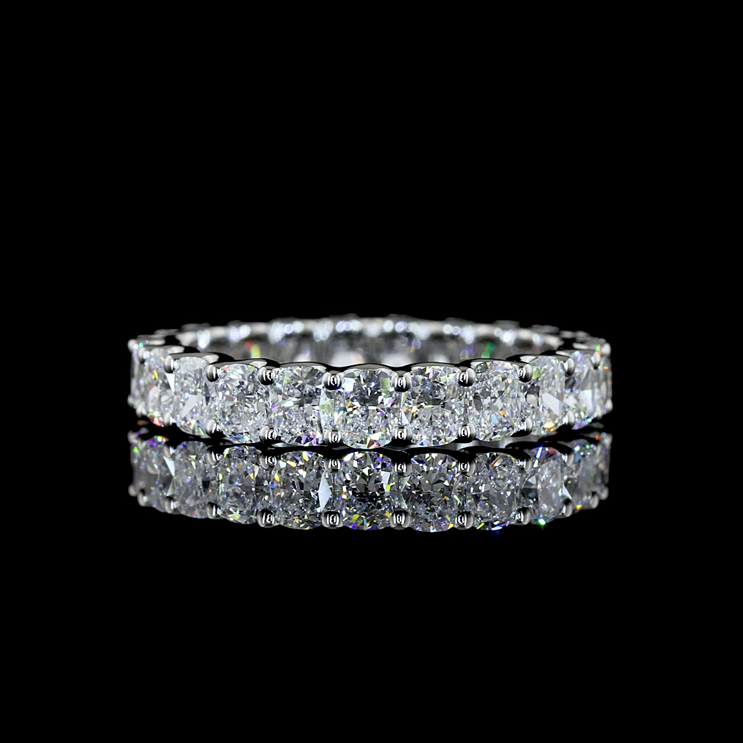 Lab-Grown 2.67 Carat Cushion Brilliant E-VS Diamond Platinum Eternity Band Etern