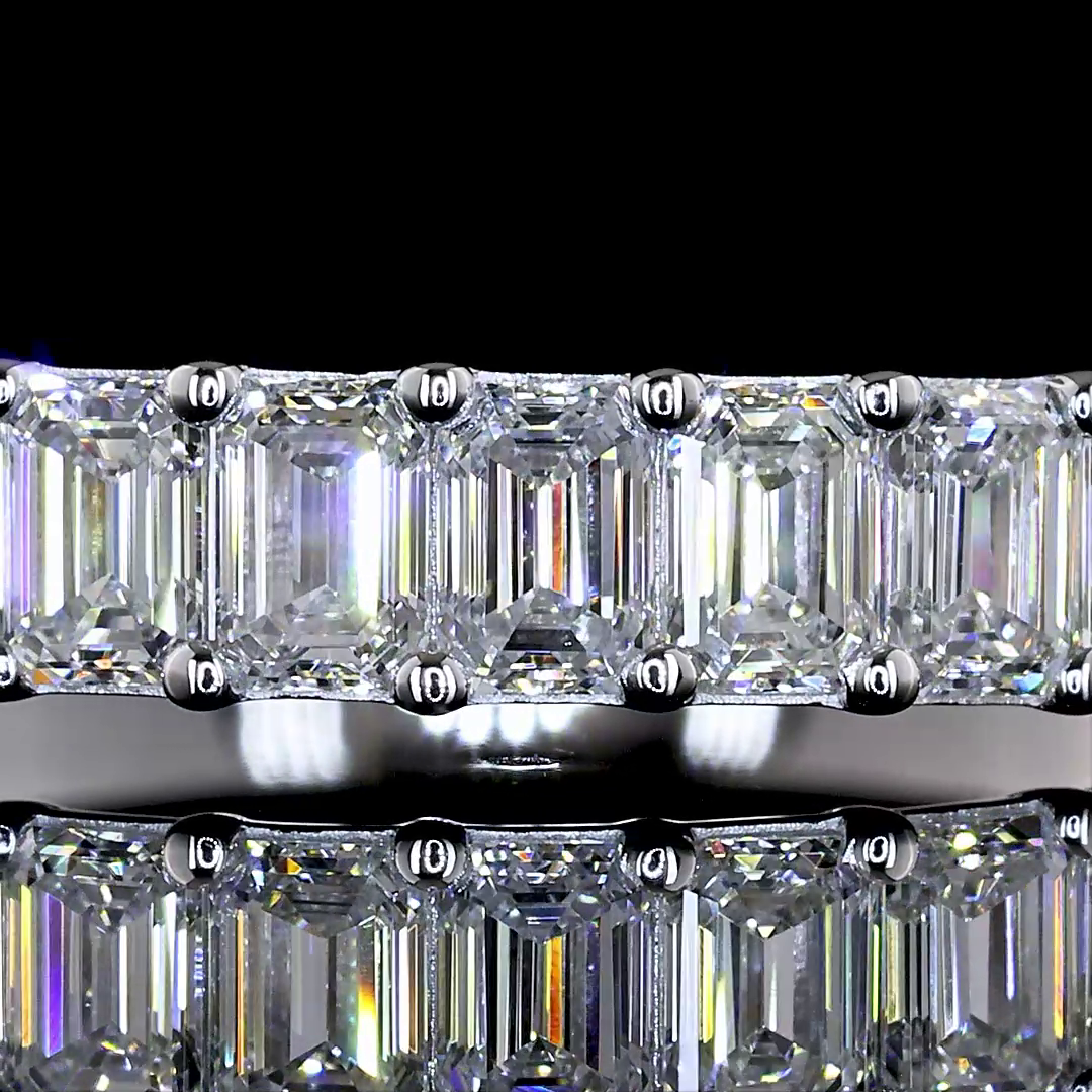Lab-Grown 1.06 Carat Emerald E-F-VS Diamond 14K White Gold Half Eternity Band