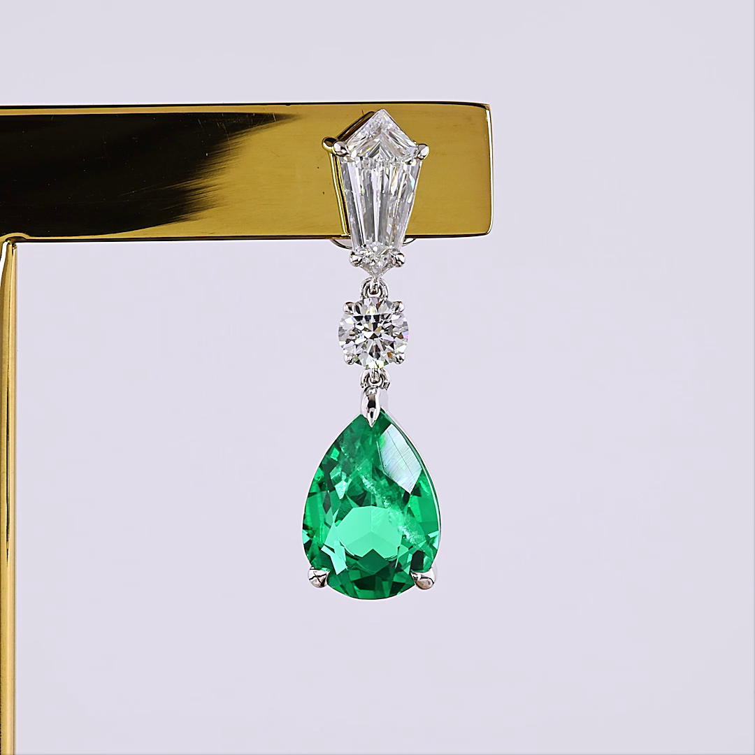 Lab-Grown 1.11 Carat Pear -VS1 Diamond 14K White Gold Hanging Earrings