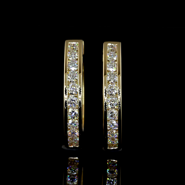 Lab-Grown 0.55 Carat Round E-VS Diamond 14K Yellow Gold Huggies Earrings