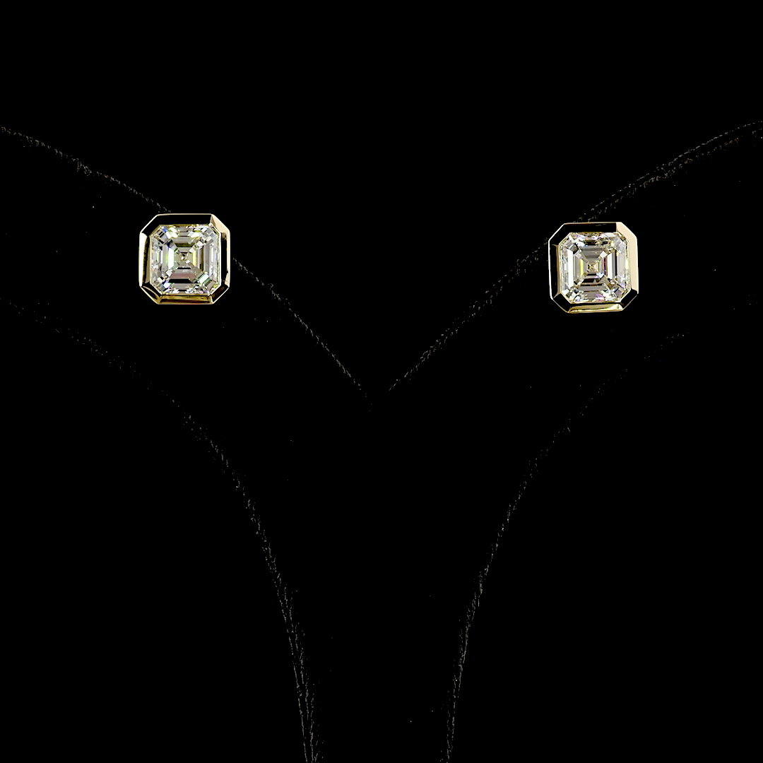 Lab-Grown 4.59 Carat Asscher E-F-VVS2 Diamond 14K Yellow Gold Studs Earrings
