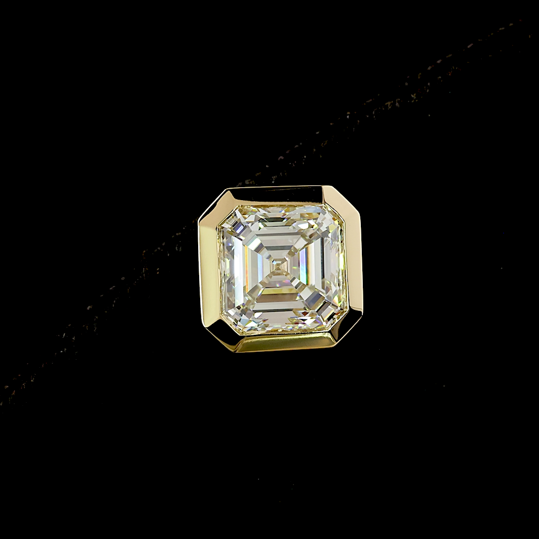 Lab-Grown 4.59 Carat Asscher E-F-VVS2 Diamond 14K Yellow Gold Studs Earrings