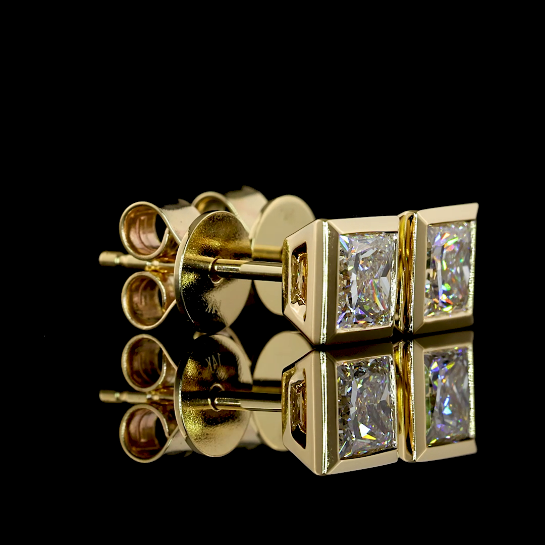 Lab-Grown 1.04 Carat Princess E-F-VVS2 Diamond 14K Yellow Gold Studs Earrings