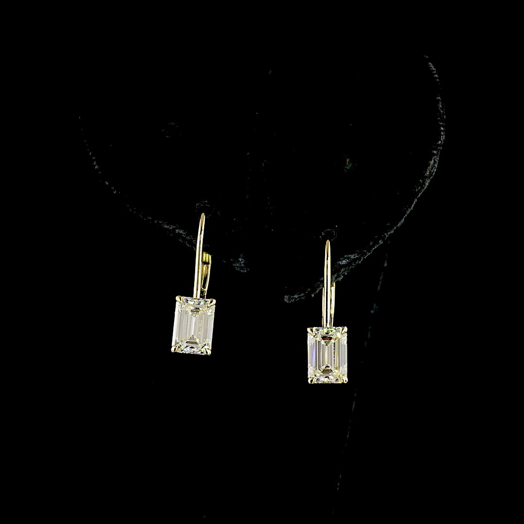 Lab-Grown 2.13 Carat Emerald E-F-VVS2 Diamond 14K Yellow Gold Hanging Earrings