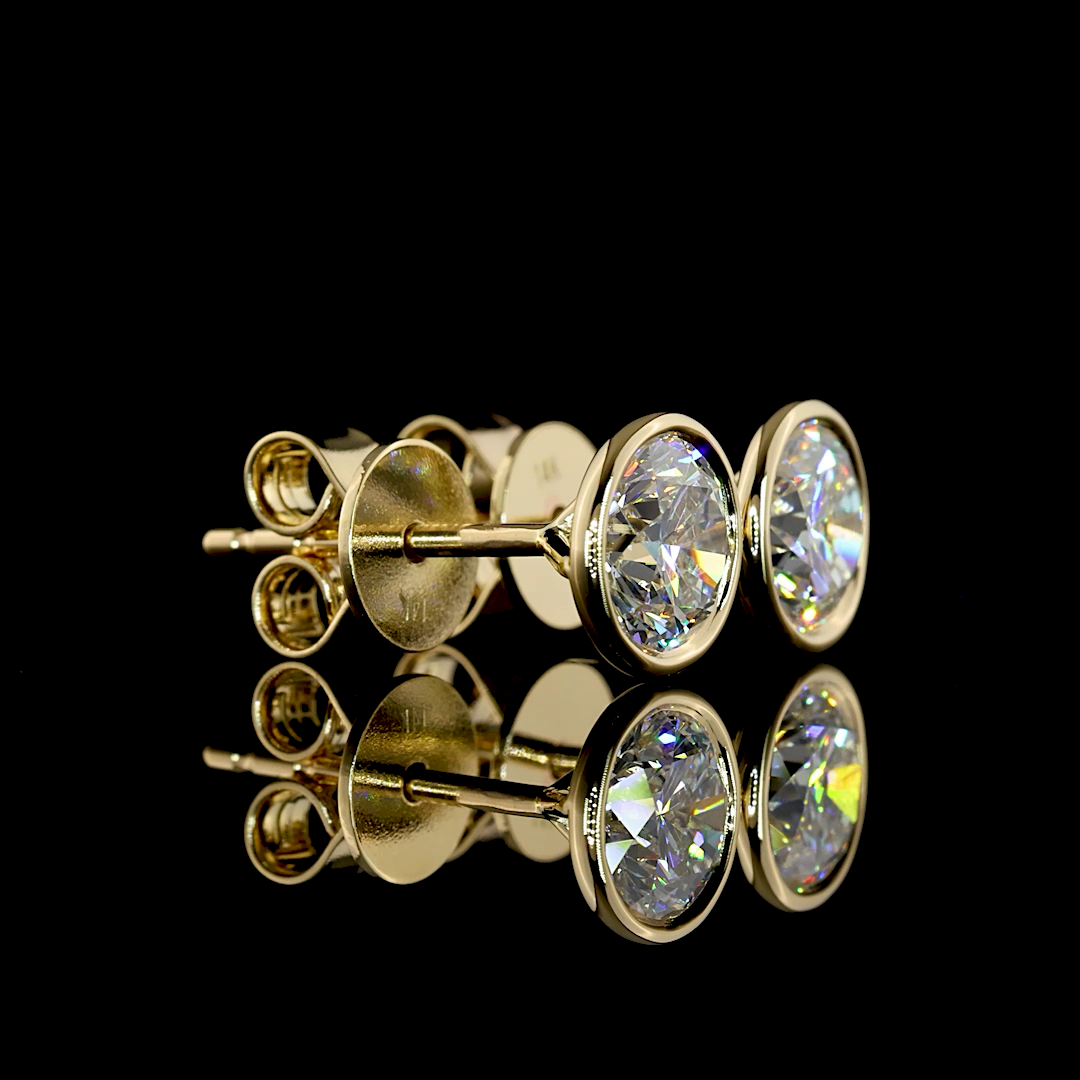 Lab-Grown 1.55 Carat Round E-F-VS2 Diamond 14K Yellow Gold Studs Earrings