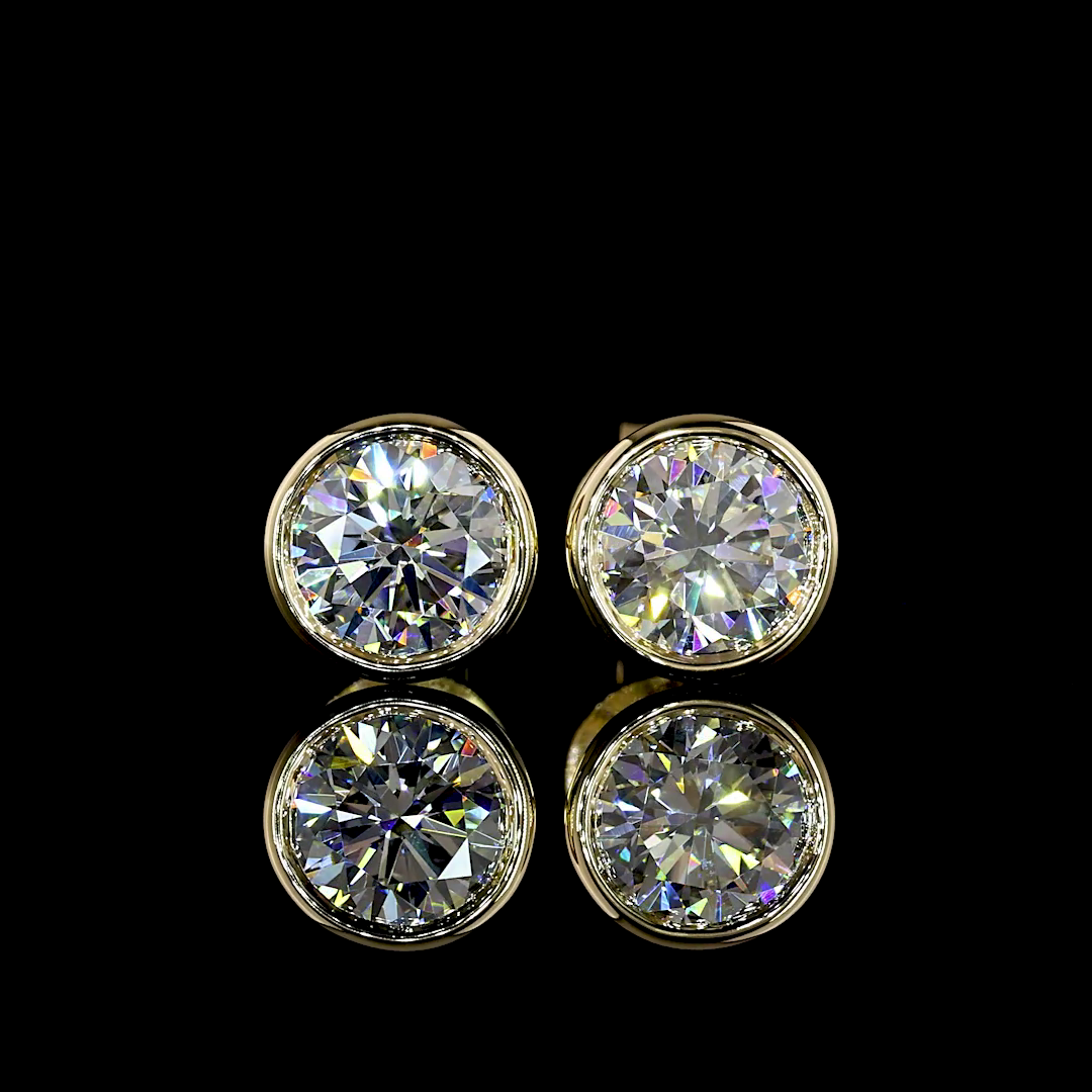 Lab-Grown 1.56 Carat Round E-F-VS2 Diamond 14K Yellow Gold Studs Earrings