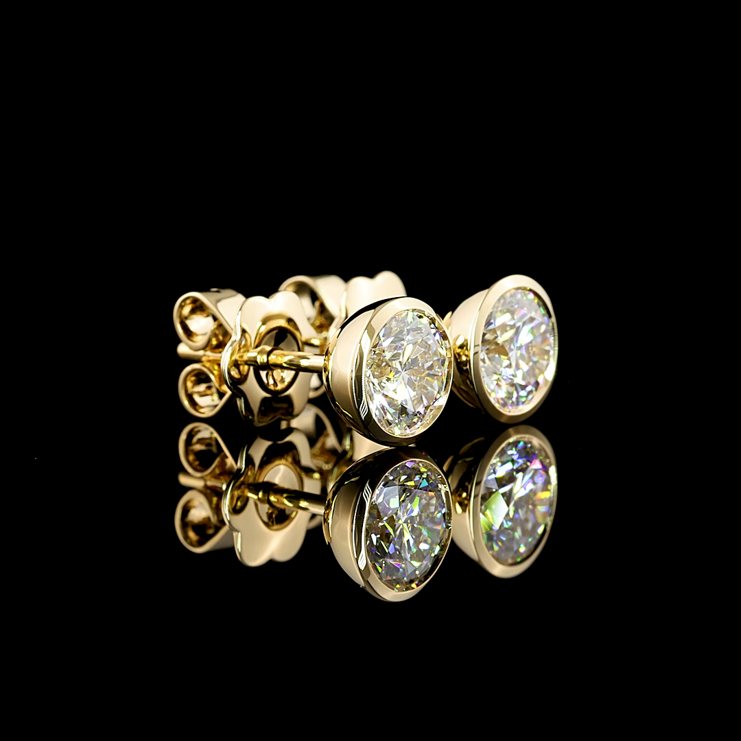 Lab-Grown 1.49 Carat Round F-VS2 Diamond 14K Yellow Gold Studs Earrings