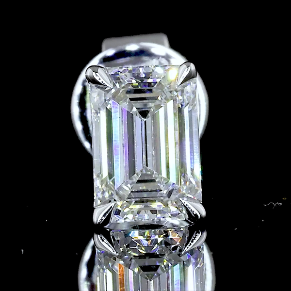 Lab-Grown 0.97 Carat Emerald F-VS1 Diamond 14K White Gold Studs Earrings