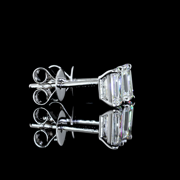 Lab-Grown 1 Carat Emerald D-VS1 Diamond 14K White Gold Studs Earrings