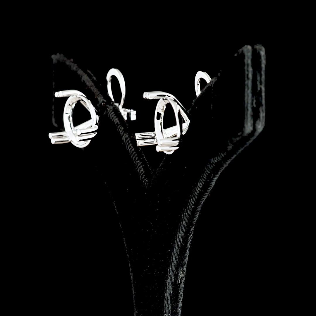 Lab-Grown 16.09 Carat Round F-VS1 Diamond 14K White Gold Martini Earrings