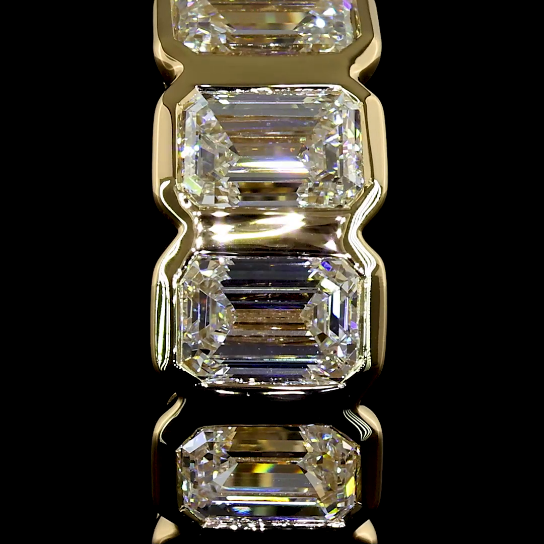 Lab-Grown 1.93 Carat Emerald E-VS Diamond 14K Yellow Gold Huggies Earrings