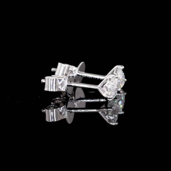 Lab-Grown 0.55 Carat Heart E-VS2 Diamond 14K White Gold Studs Earrings