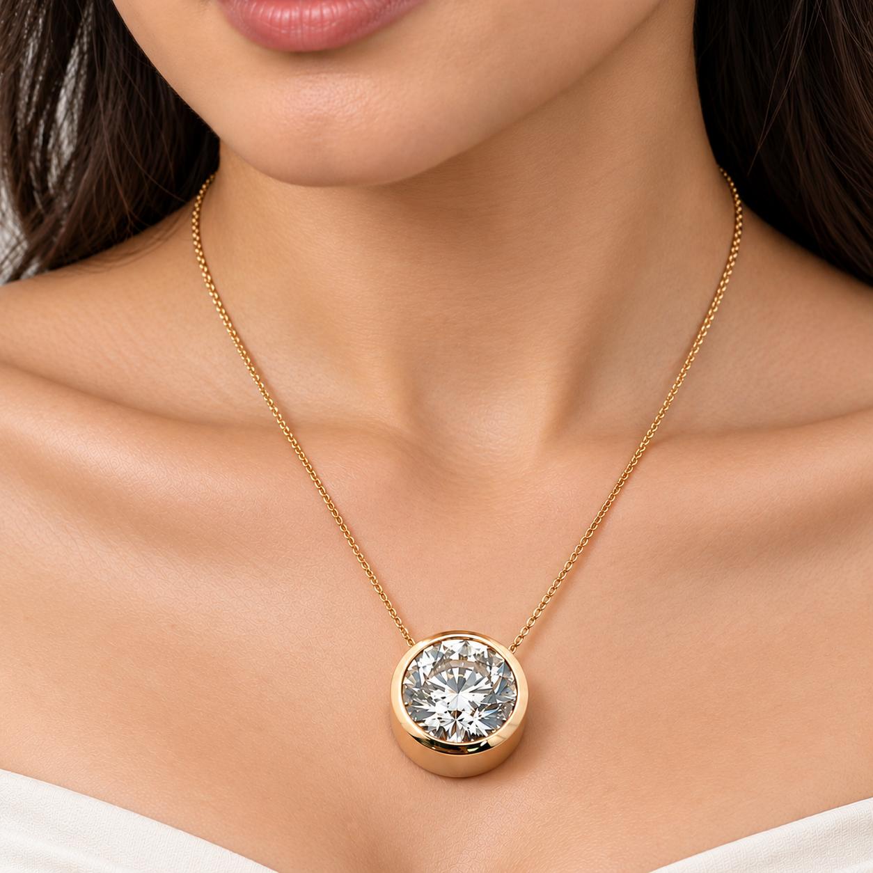18K Yellow Gold Pendant Necklace with 7.03ct Round Diamonds FBY SI2 GIA