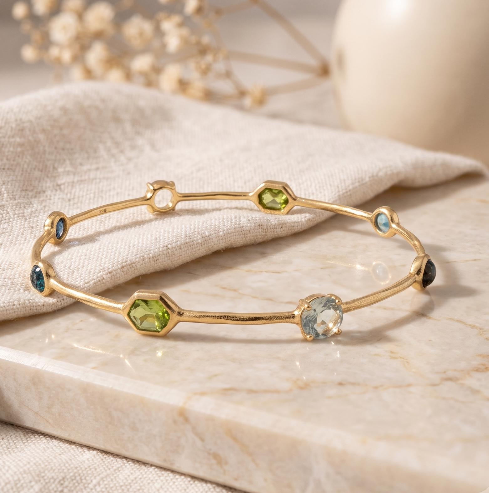 Ippolita 18K Yellow Gold Bangle Bracelet 6ct Aqua Marine and 2.5 Carat Peridot