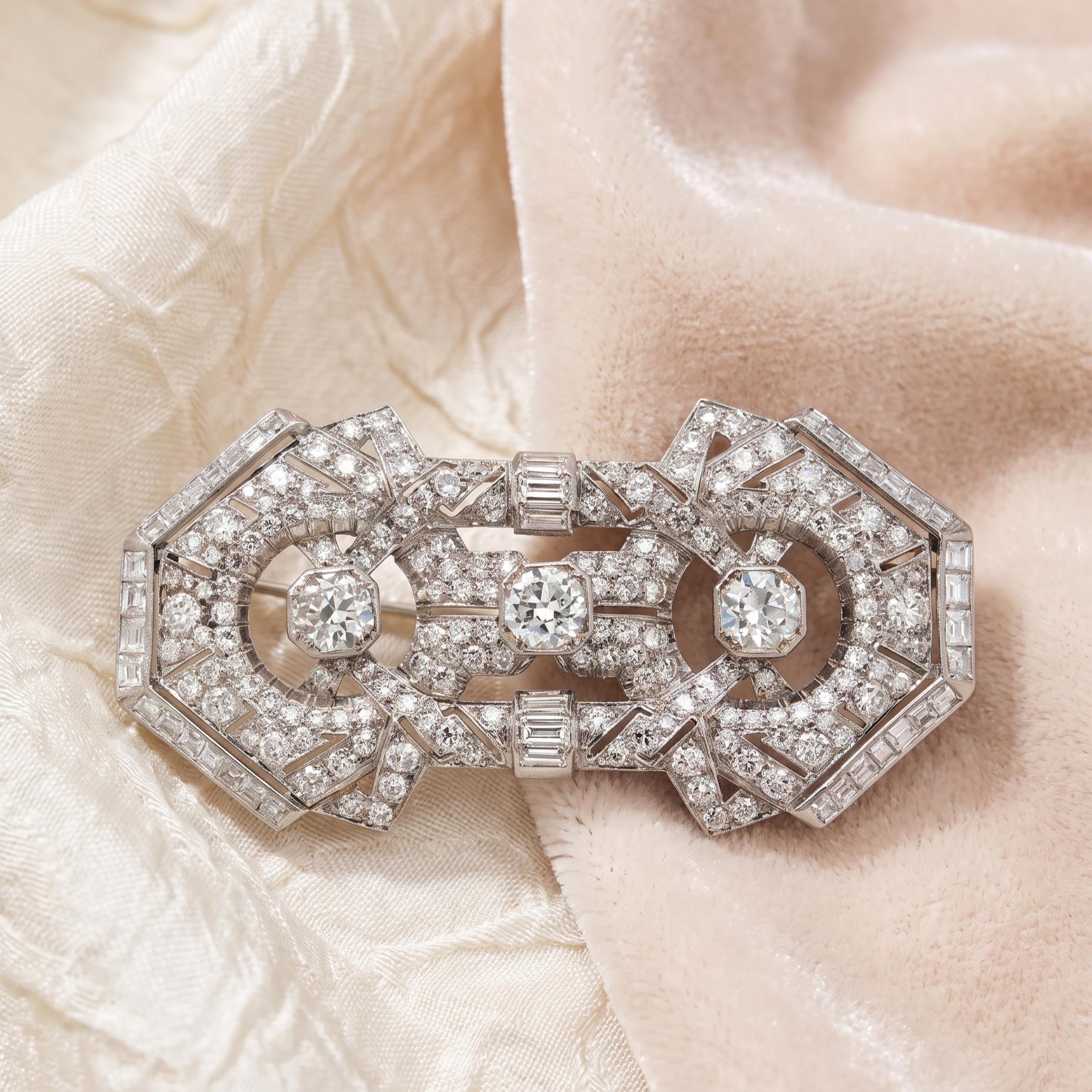 Vintage Platinum Pin Brooch with 15 Carat Mixed Cut G SI Diamonds 28.2 Grams