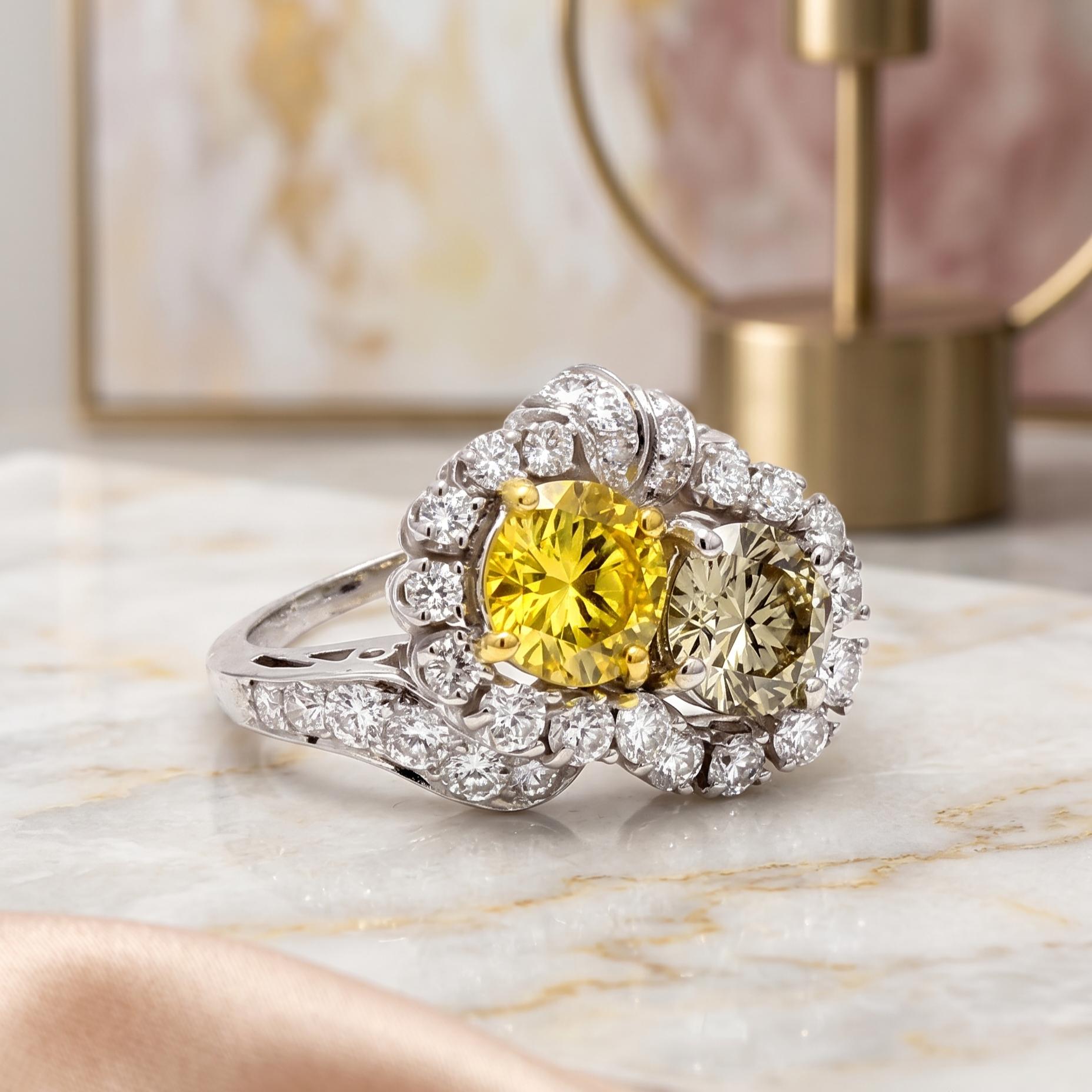 Vintage Platinum Cocktail Ring with 2.94 Carat Yellow and Green Round Diamonds