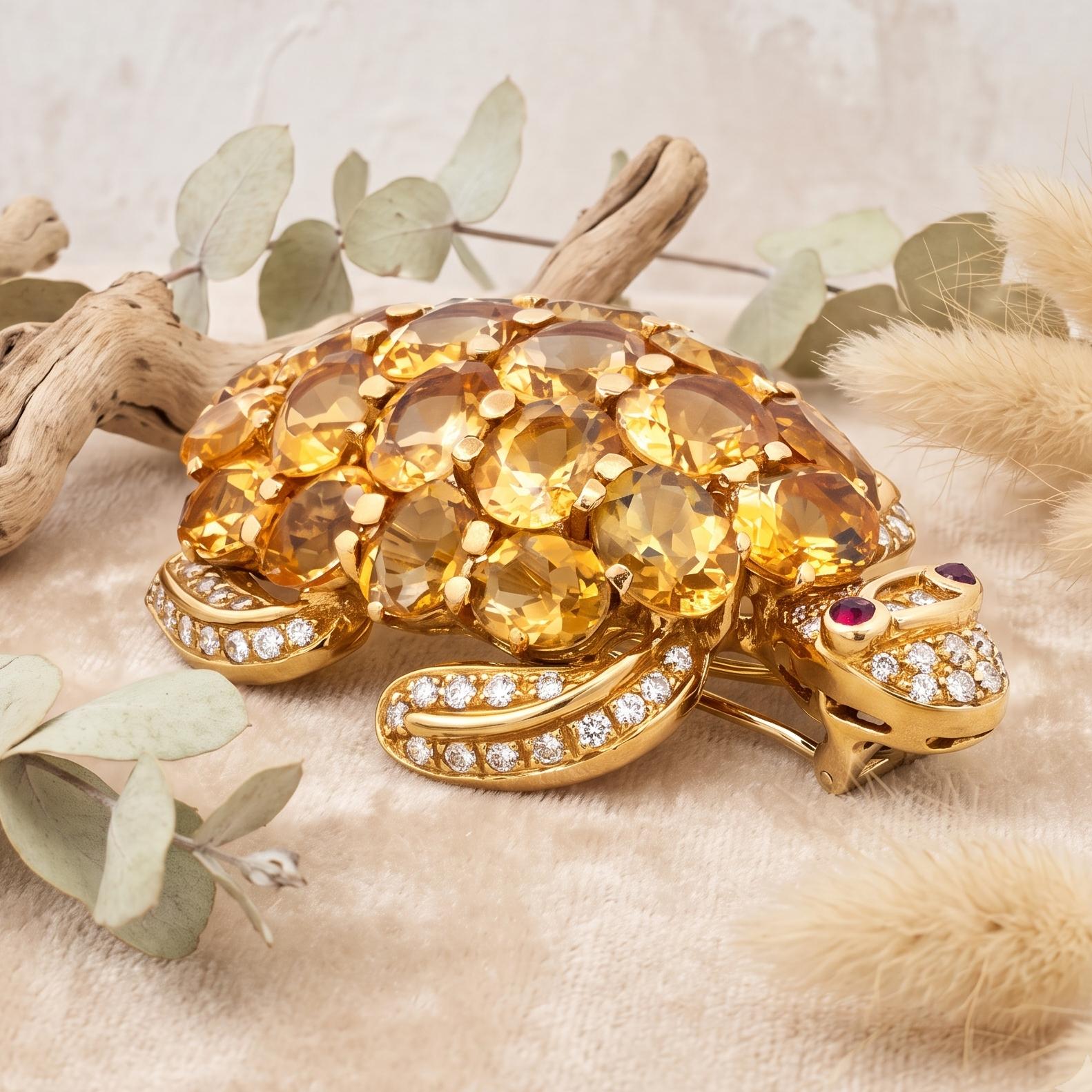 18K Yellow Gold Turtle Pin Brooch with 2.5 Carat Diamonds & 48 Carat Citrine