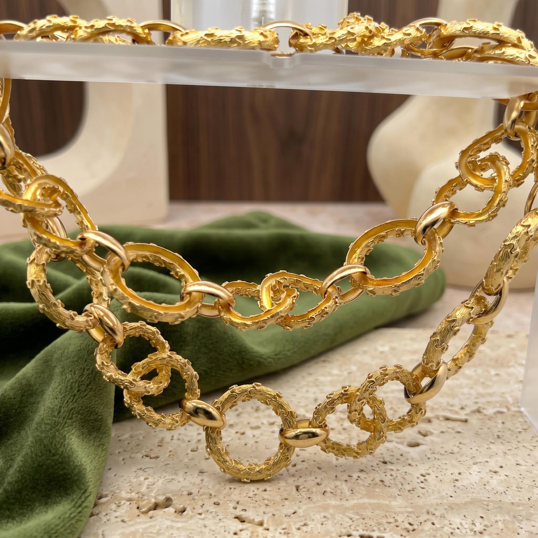Hammerman Brothers Vintage 18 Karat Yellow Gold Link Necklace 202 Grams 32 inch