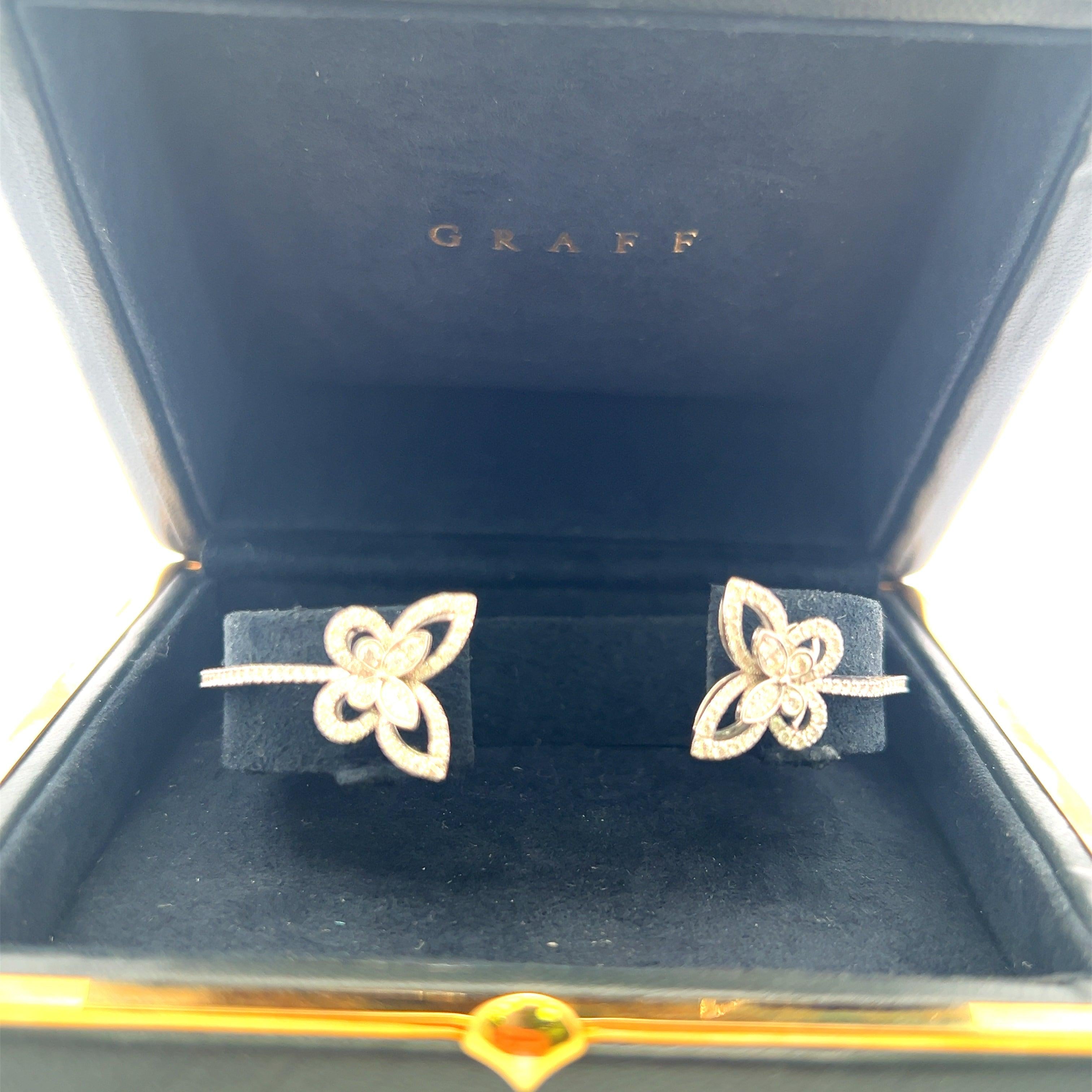 Graff 1.15 Carat Round Brilliant Diamond 18 Karat White Gold Bangle Bracelet