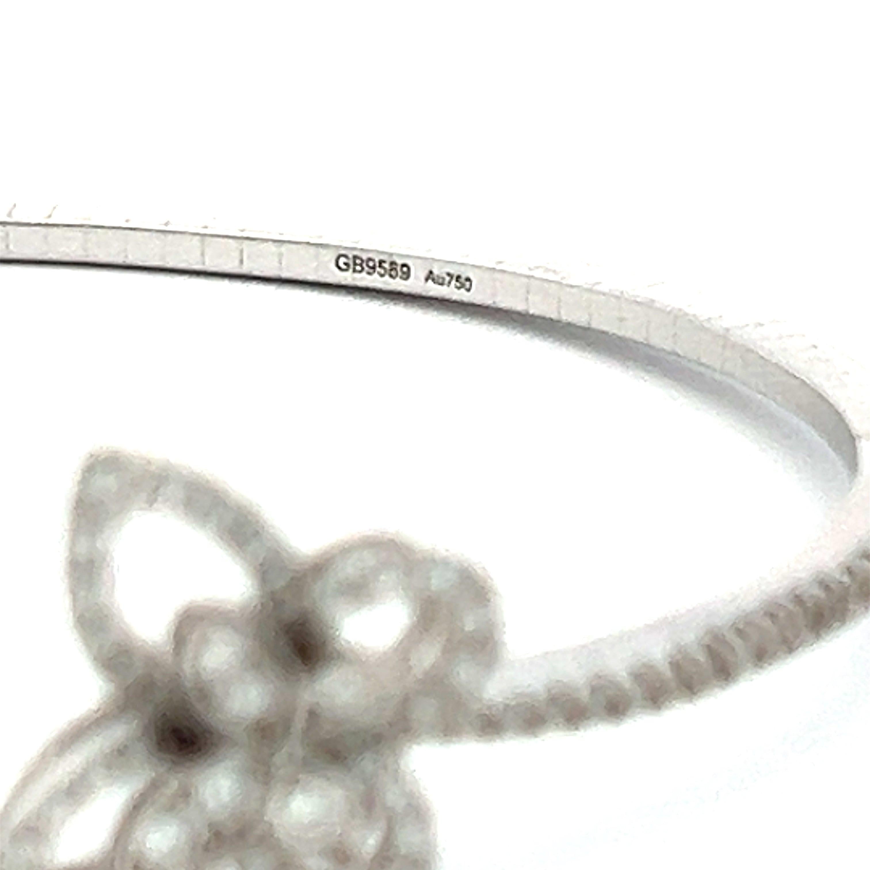 Graff 1.15 Carat Round Brilliant Diamond 18 Karat White Gold Bangle Bracelet