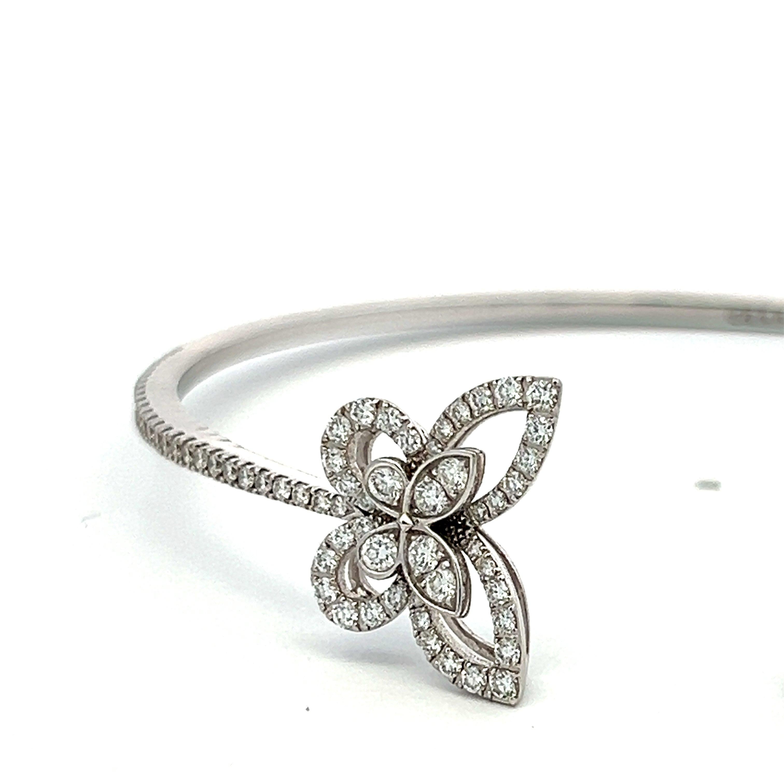Graff 1.15 Carat Round Brilliant Diamond 18 Karat White Gold Bangle Bracelet