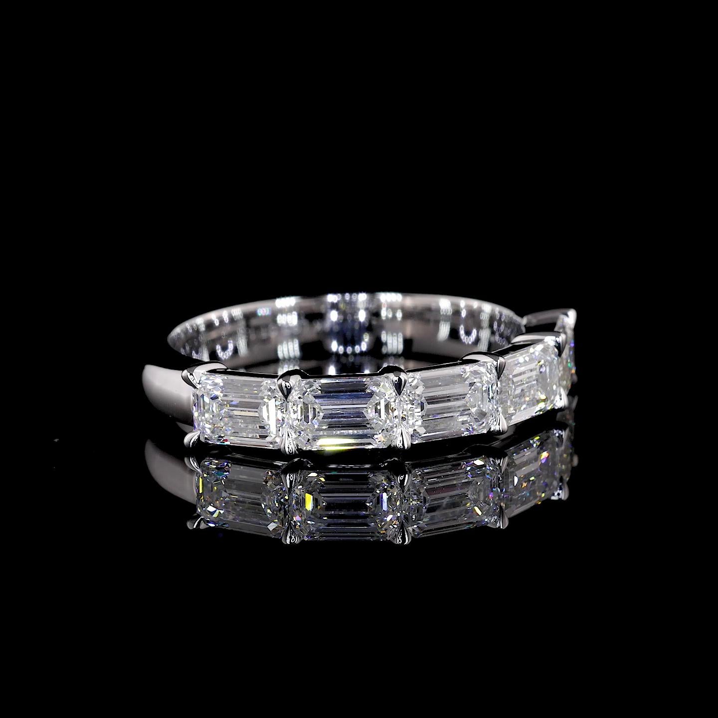 Lab-Grown 1.57 Carat Emerald E-VVS2 Diamond 14K White Gold 5 Stones Eternity Ban