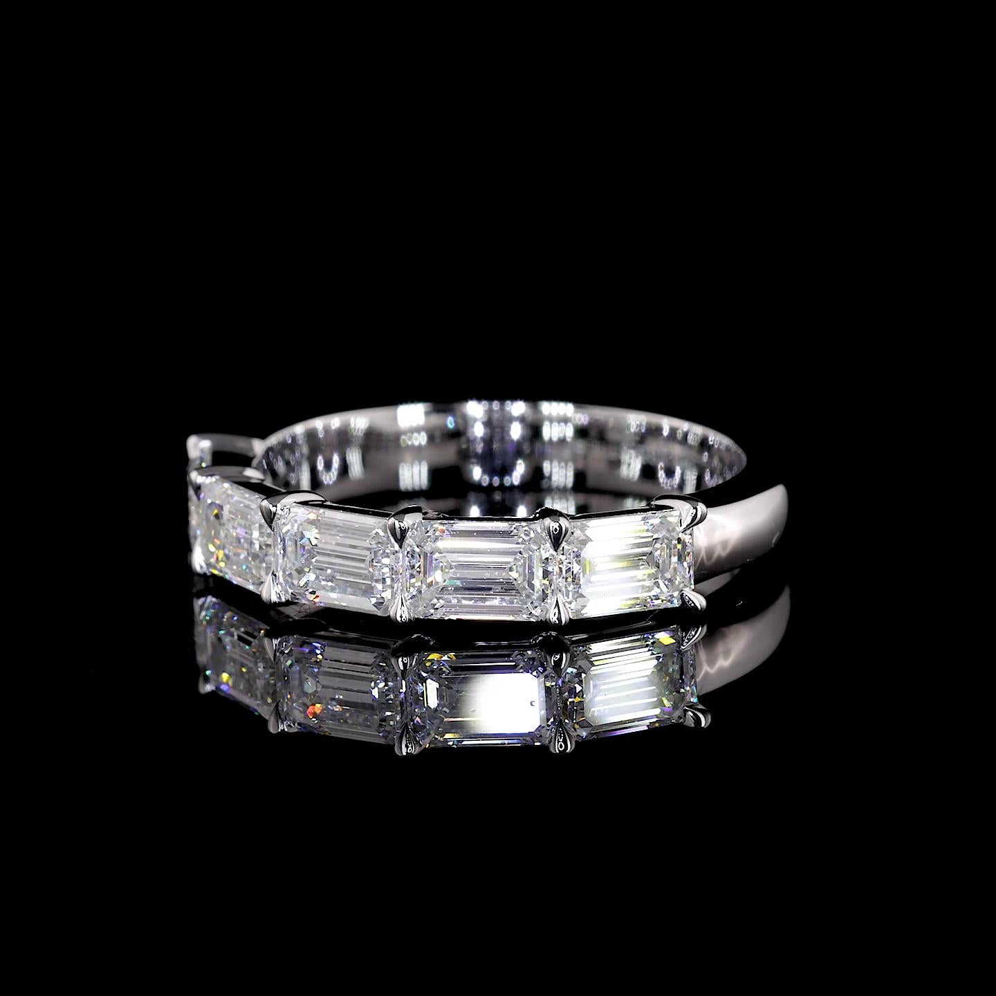 Lab-Grown 1.57 Carat Emerald E-VVS2 Diamond 14K White Gold 5 Stones Eternity Ban