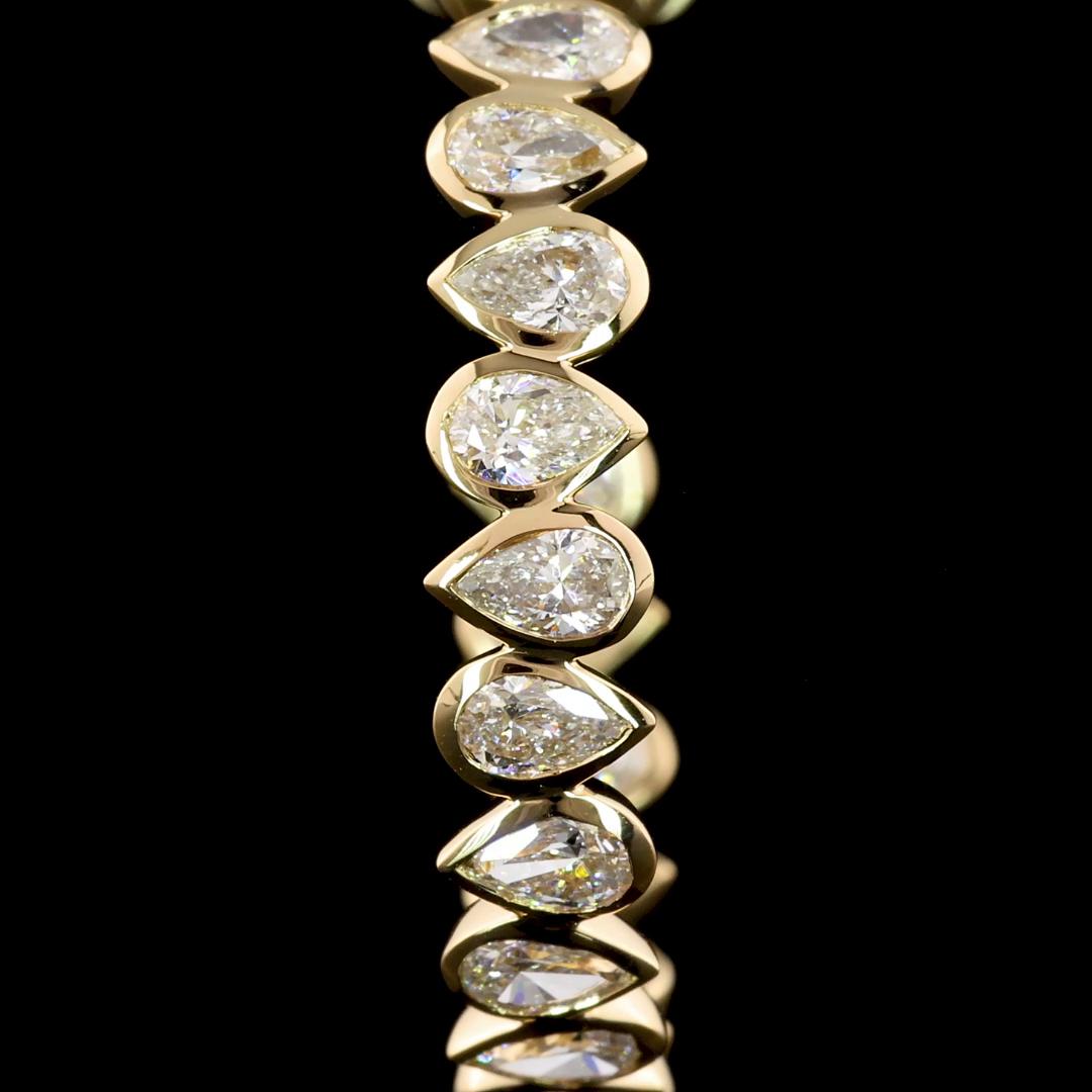 Lab-Grown 2.73 Carat Pear F-VS1 Diamond 14K Yellow Gold C Hoops Earrings