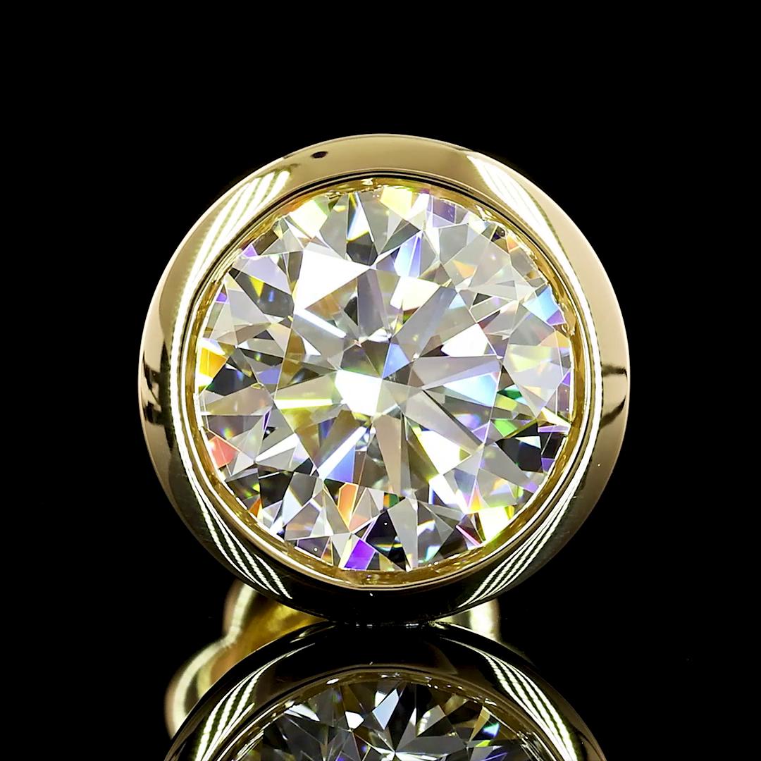 Lab-Grown 3.02 Carat Round E-VS1 Diamond 14K Yellow Gold Studs Earrings