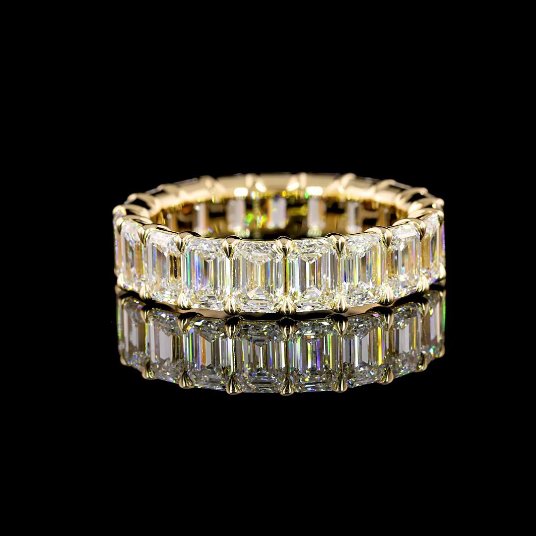 Lab-Grown 5.10 Carat Emerald E-VS1 Diamond 14K Yellow Gold Eternity Band Eternit