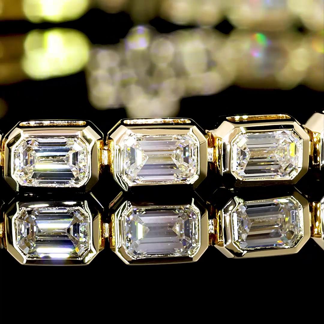Lab-Grown 5.14 Carat Emerald F-VS1 Diamond 14K Yellow Gold Tennis Bracelet