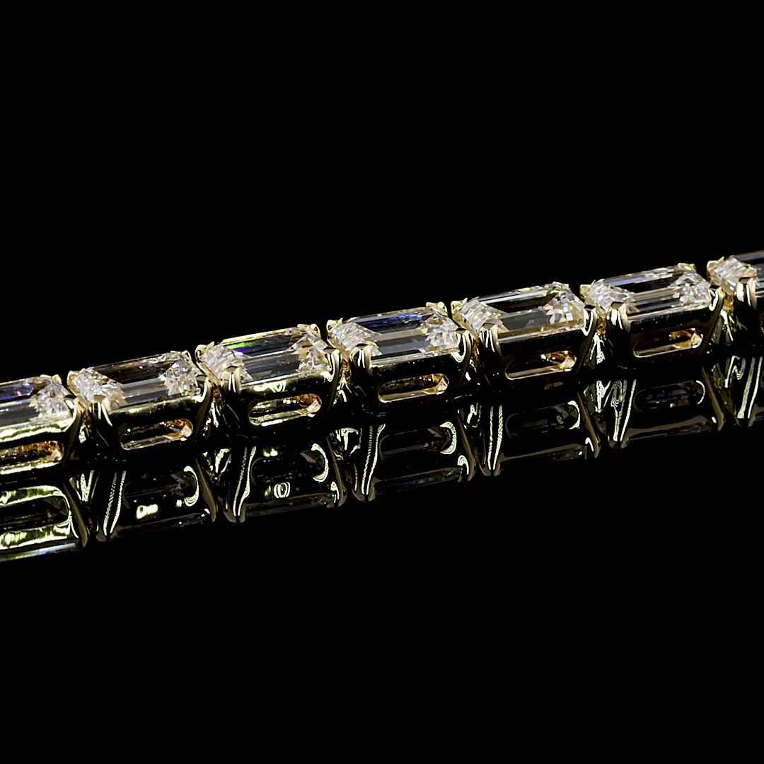 Lab-Grown 8.97 Carat Emerald E-VS Diamond 14K Yellow Gold Tennis Bracelet