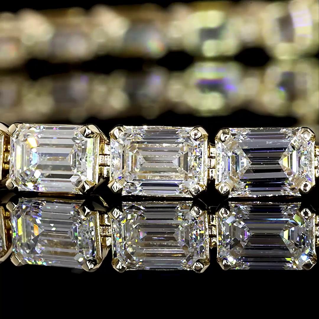 Lab-Grown 8.97 Carat Emerald E-VS Diamond 14K Yellow Gold Tennis Bracelet